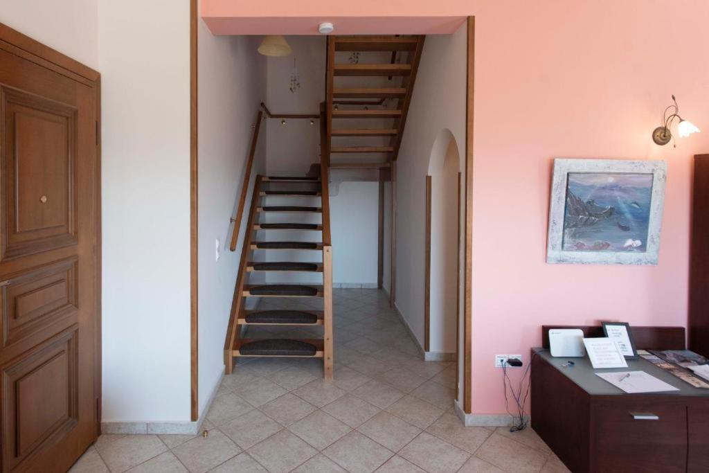 tragana villa Exteriör bild